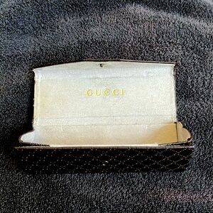 VINTAGE GUCCI
Eyeglass Case In Great Cond